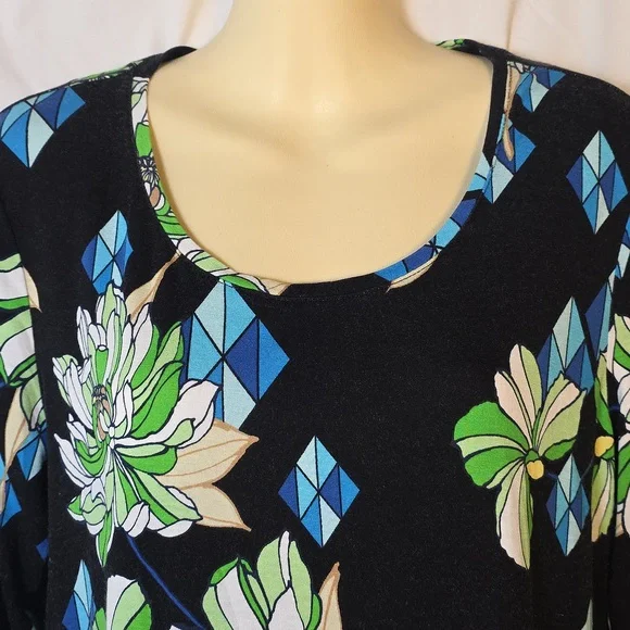 JM Collection Black and Blue Floral Blouse - Picture 2 of 5